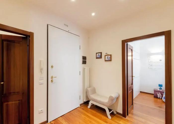 Bright 2BR flat in Rapallo Centre