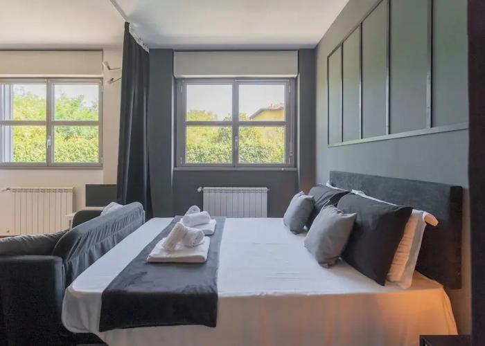 Black Loft Como by Rent all Como