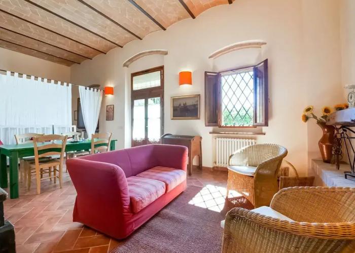 Farmhouse With Swimming Pool in Poggibonsi