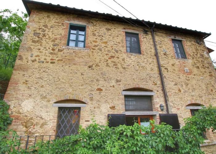 Farmhouse With Swimming Pool in Poggibonsi