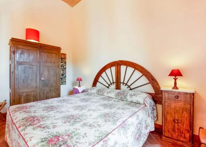 Farmhouse With Swimming Pool in Poggibonsi