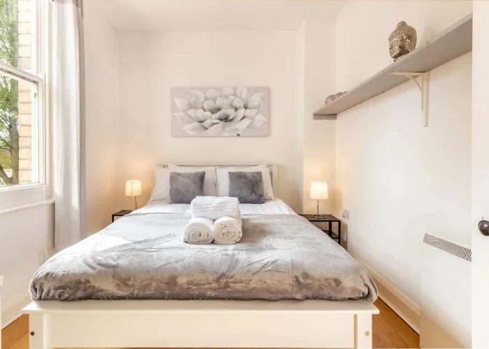 Host Stay Club Chambers