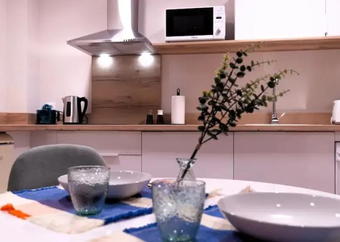 Apartamentos Lydia by gaiarooms