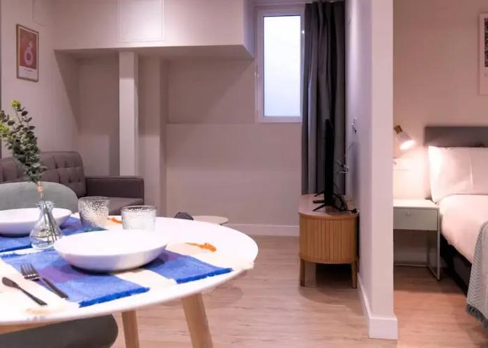 Apartamentos Lydia by gaiarooms