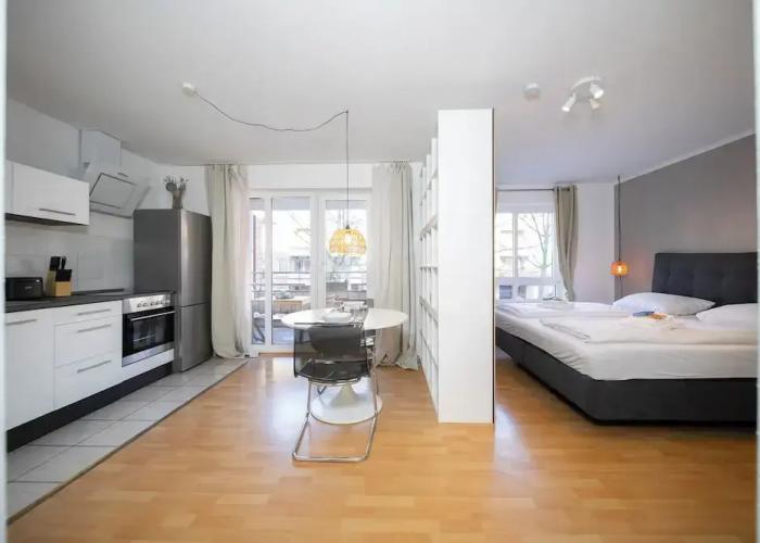 Favorite Stays - Neuss Furth