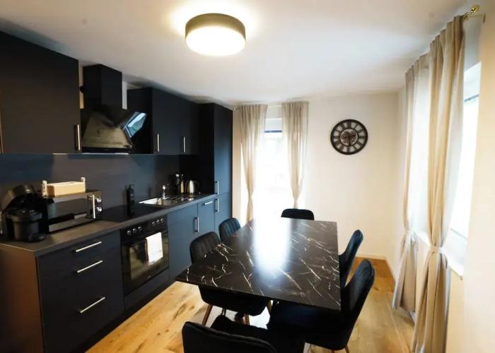 KC Hostings - Prestige Apartments