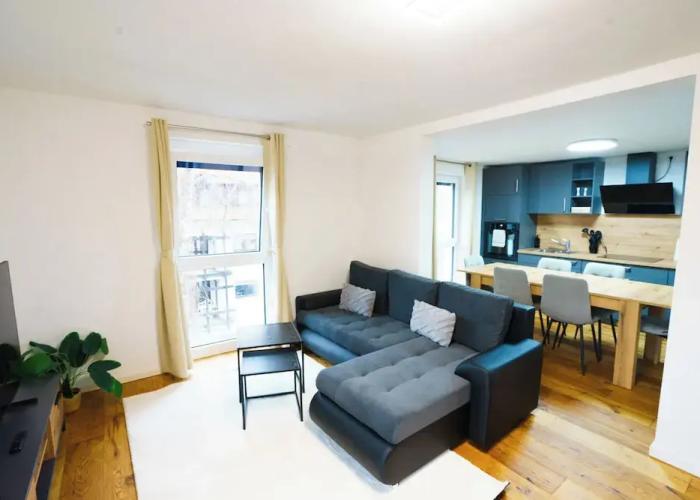 KC Hostings - Prestige Apartments