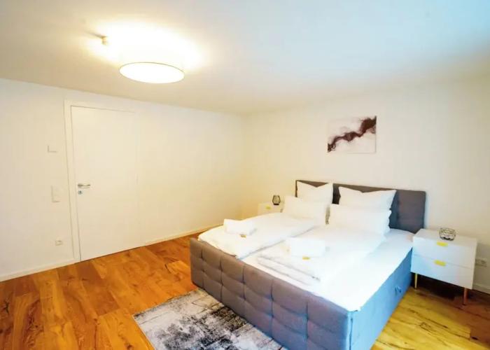 KC Hostings - Prestige Apartments