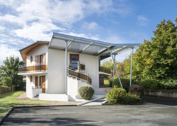 Sure Hotel by Best Western Saintes