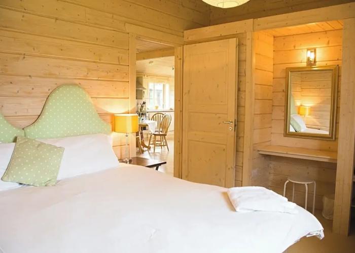 Skylark Lodge