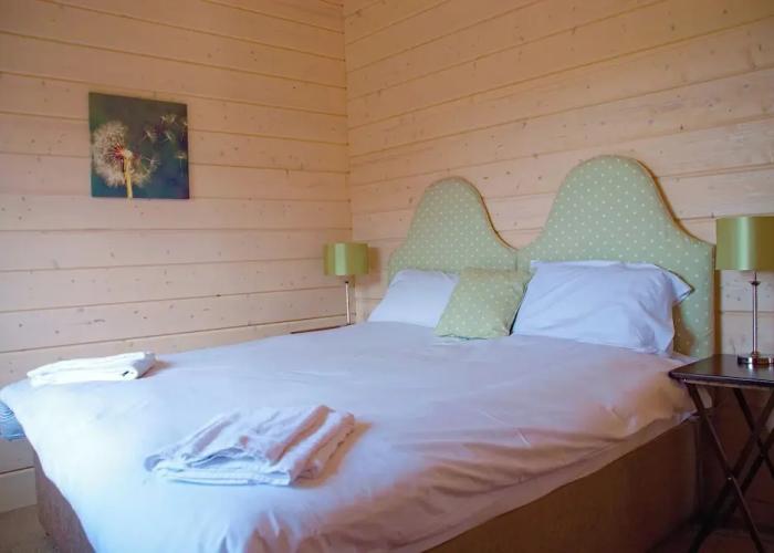 Skylark Lodge