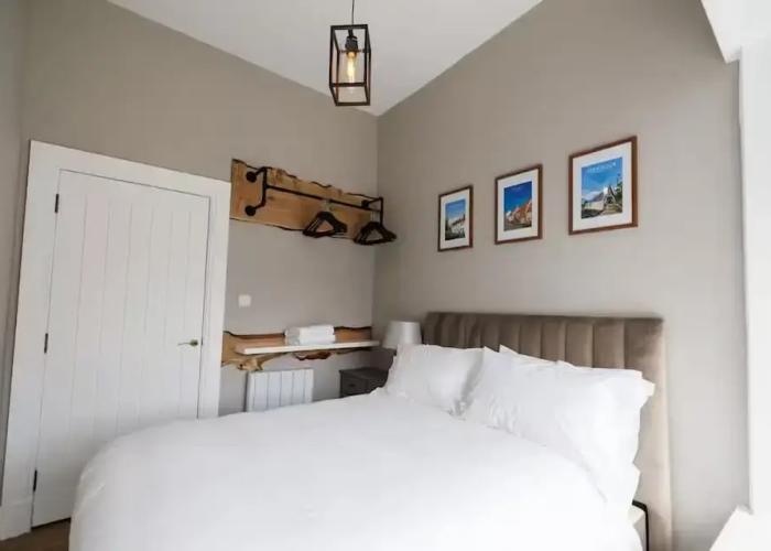 Stylish 2-bed Apartment in the Heritage Quarter