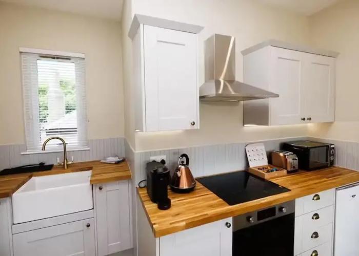 Stylish 2-bed Apartment in the Heritage Quarter