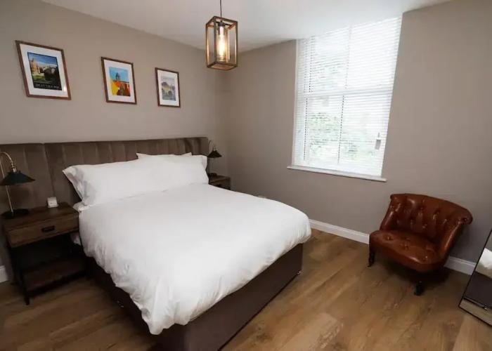 Stylish 3-bed Apartment in the Heritage Quarter