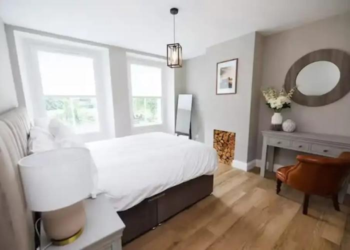Stylish 3-bed Apartment in the Heritage Quarter