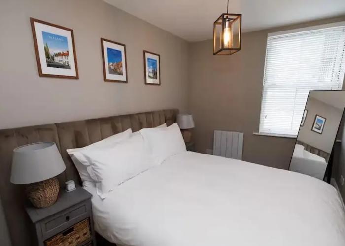 Stylish 3-bed Apartment in the Heritage Quarter
