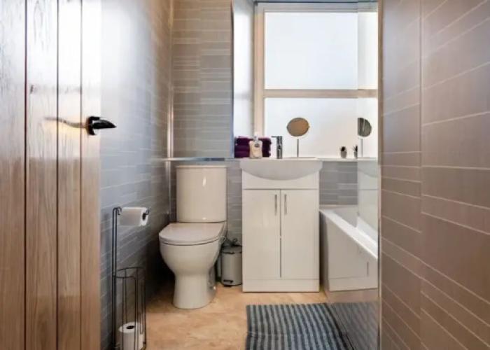 2 Bed Flat - Town Centre
