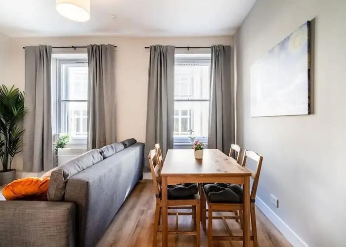 2 Bed Flat - Town Centre