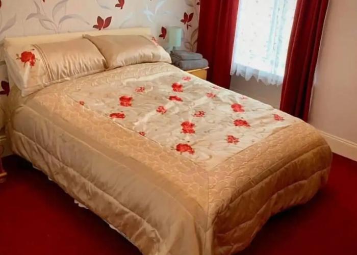 Aden House Bed and Breakfast