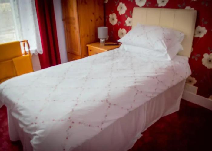 Aden House Bed and Breakfast