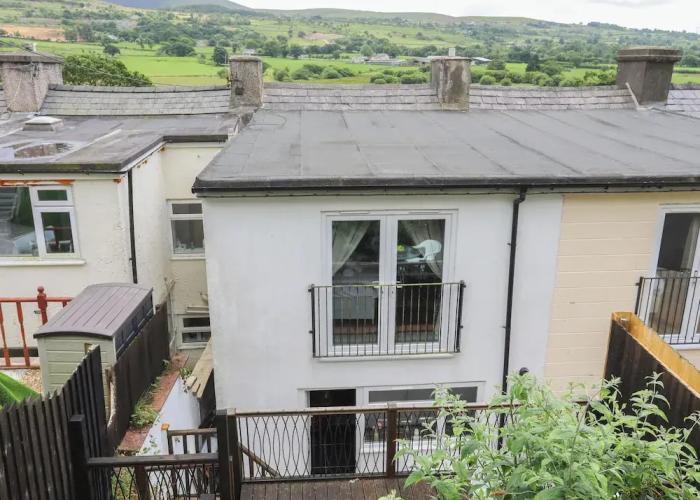 42 Hyfrydle Road