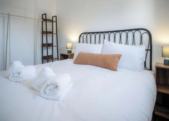 Swn Y Mor - 4 Bedroom - Llanelli
