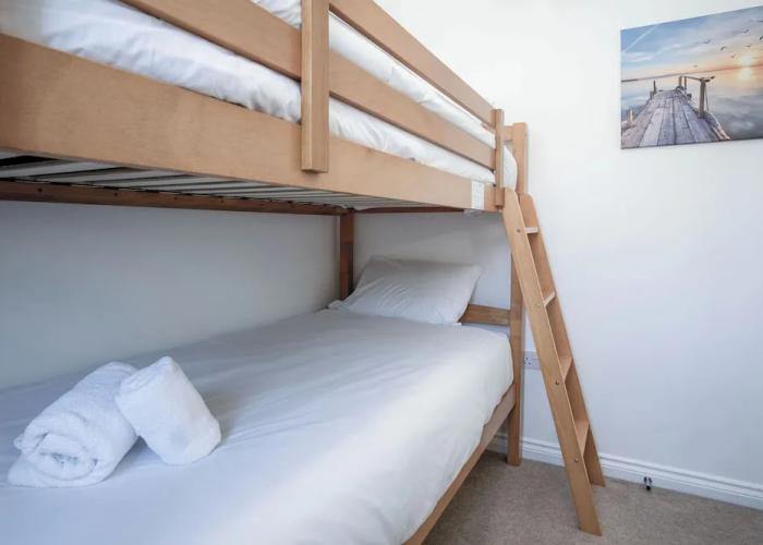 Swn Y Mor - 4 Bedroom - Llanelli