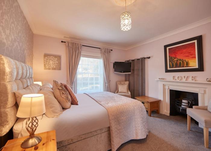 Host Stay Rosedale House