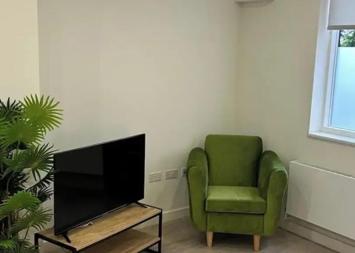 Luxury 1-bed Town Centre South Stevenage