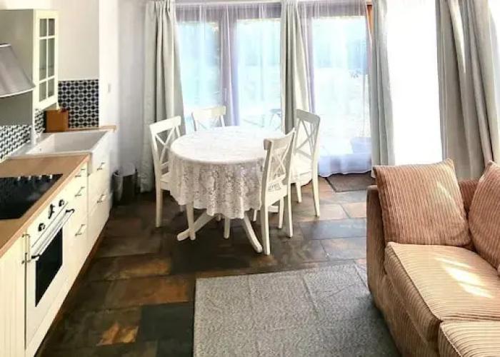 Oak Tree Rooms