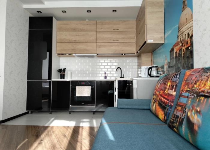 Brest Flat