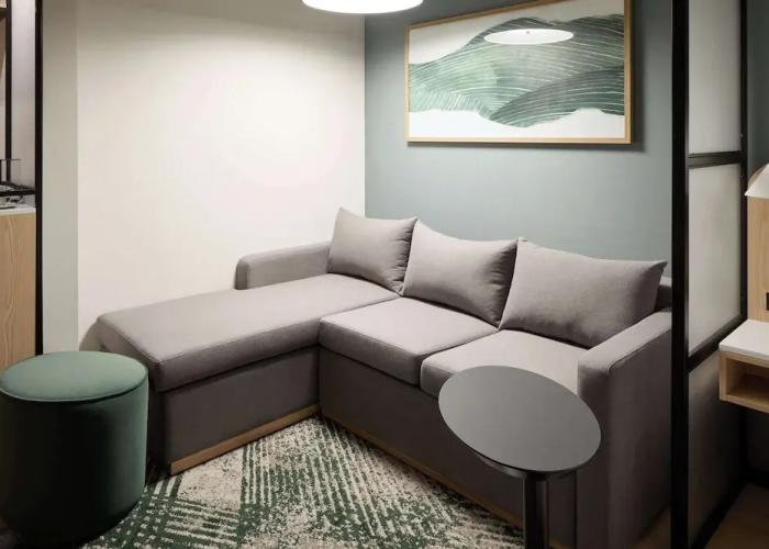 Hyatt Place Montreal Airport