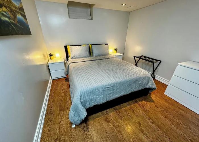 Cozy 2BR Retreat - Comfort & Convenience