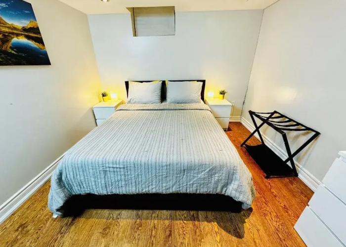Cozy 2BR Retreat - Comfort & Convenience