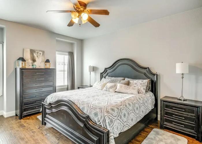 Walk to Colorado River: Needles Gem w/ Pool Access