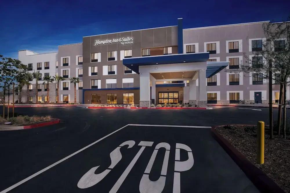 Hampton Inn & Suites Corona, Ca