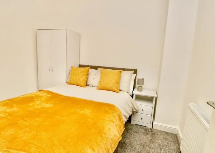 Port Apartment 2