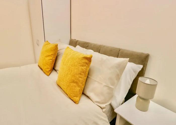 Port Apartment 2