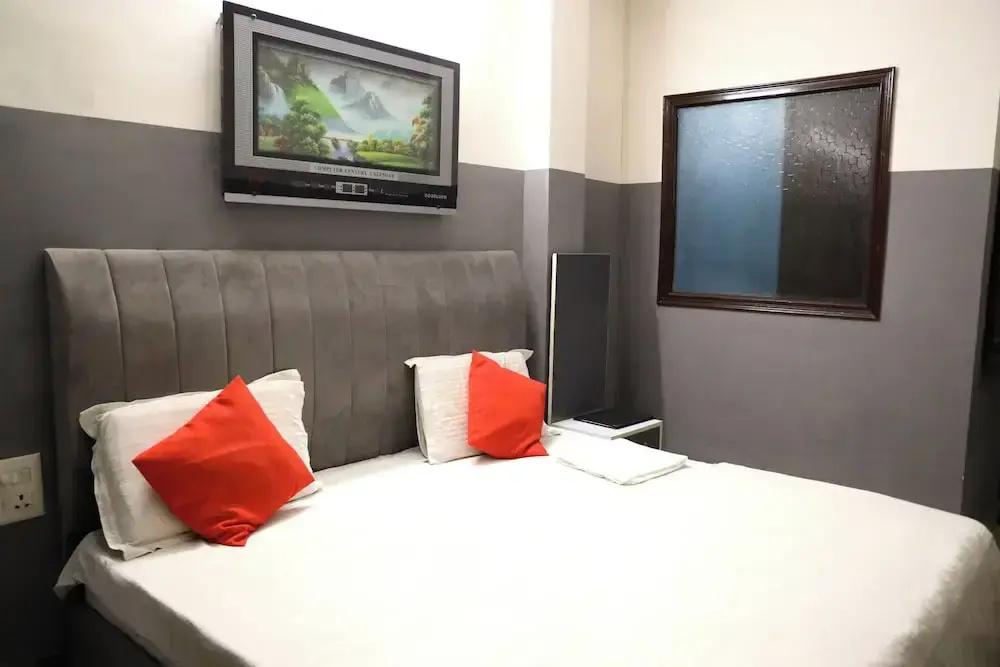 фото Hotel Dhruv Inn