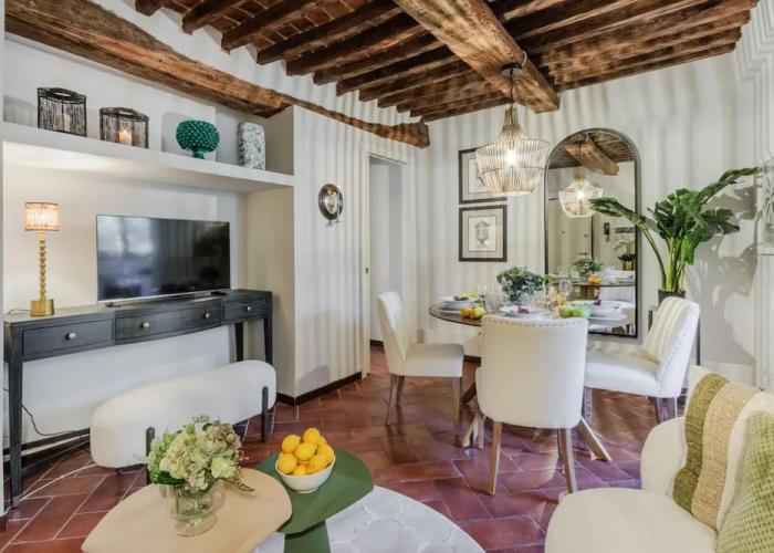Casa Genny in Lucca With 1 Bedrooms and 1 Bathrooms