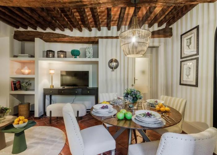 Casa Genny in Lucca With 1 Bedrooms and 1 Bathrooms
