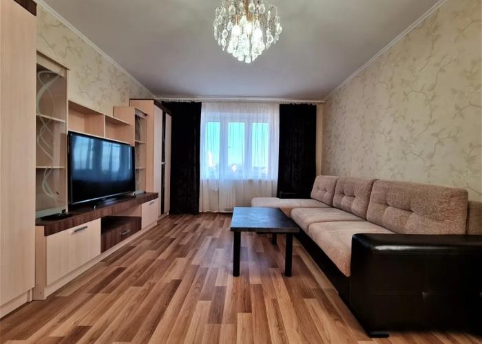 Chetyrekhkomnatnye v Tsentre Apartments