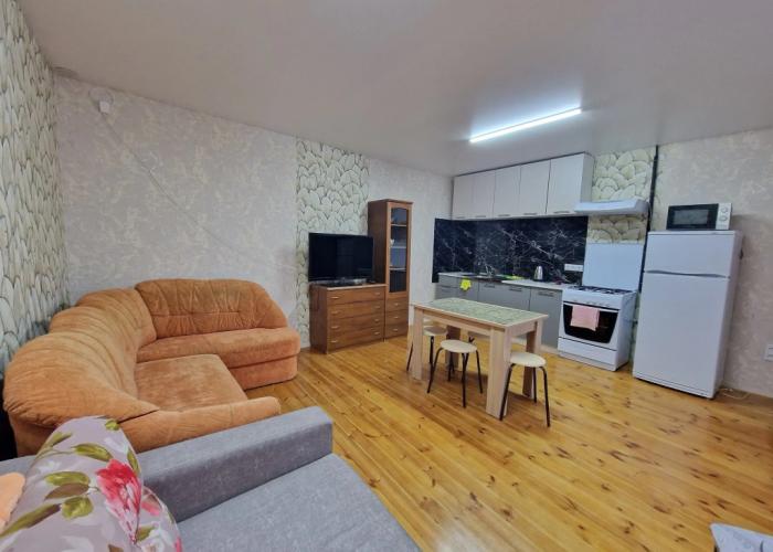 Uyutnaya i teplaya Flat