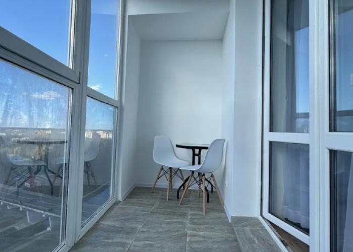 Na 17 Etazhe Prospekt Mira Apartment