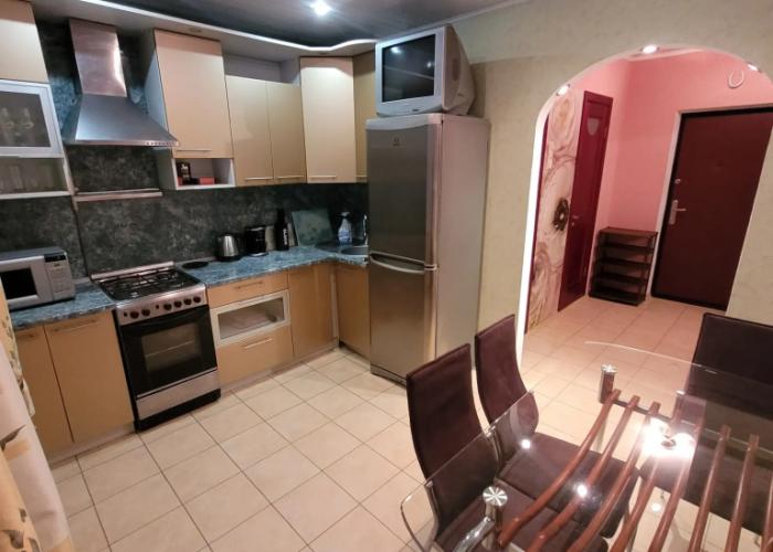 Uyutnaya Teplaya Rasschitannaya Na 3 Spalnykh Mesta Flat