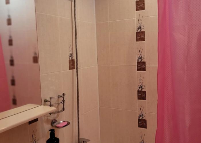 Uyutnaya Teplaya Rasschitannaya Na 3 Spalnykh Mesta Flat