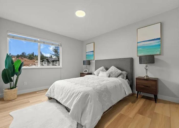 Vancouver Lake City Way Guesthouse