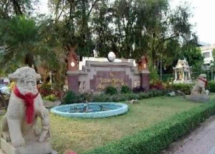 Mae Yom Palace Hotel