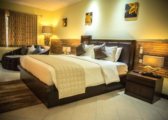 Oasis Hotel Restaurant & Spa