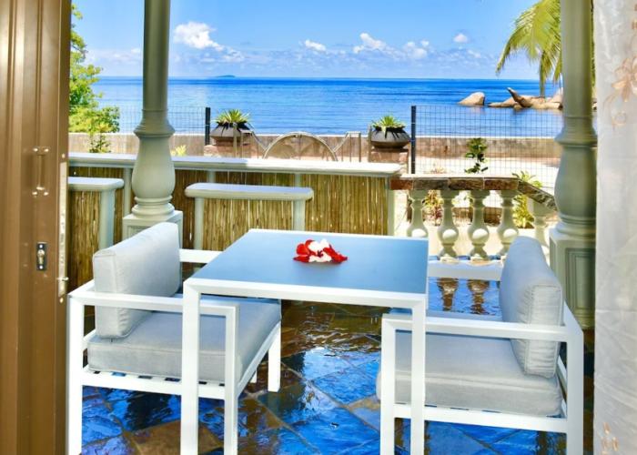 Sea Splash & La Petite Maison